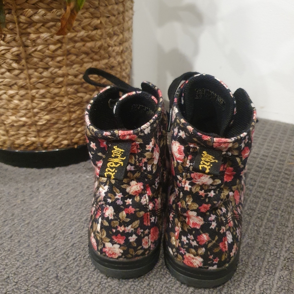 Dr Martens Floral Canvas Boots Size 8 - Picture 4 of 4